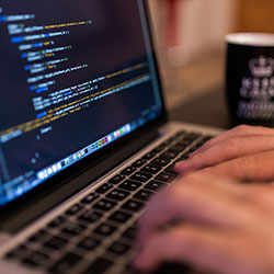 别被爱游戏体育app的“官方感”骗了，我亲测页面加载时偷偷弹窗：3个快速避坑